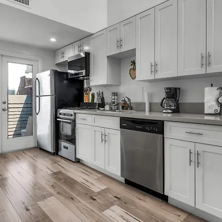 One-Bedroom Loft Retreat With Modern Kitchen & Central Ac In The Heart Of Hollywood Los Angeles Exterior photo